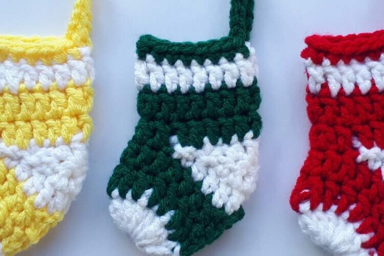 christmas socks stocking free crochet pattern